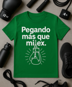 Camiseta Pegando más que mi ex