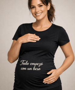 Camiseta premamá «Todo empezó con un beso»