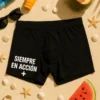 Bóxer divertido siempre en acción en camiseta con diseño humorístico y texto SIEMPRE EN ACCIÓN
