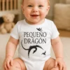 Body de bebé Pequeño dragón con diseño divertido y texto PEQUEÑO DRAGÓN