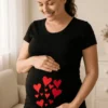 Camiseta premamá corazones para regalo original y divertido
